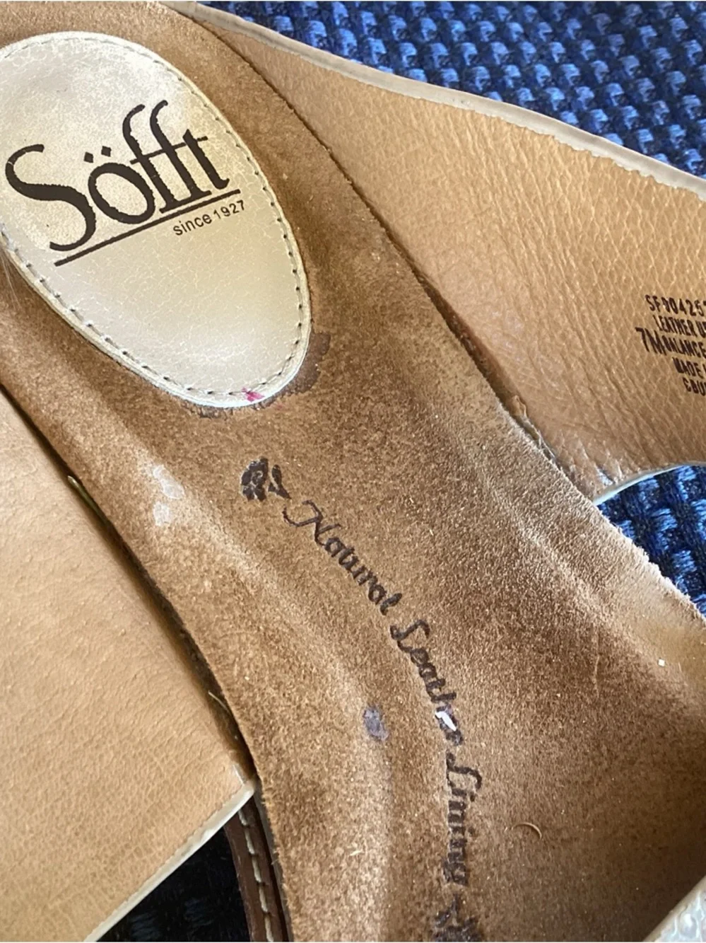 Sofft Two-Band Sandals in Light Gray and White Snake - Picture 9 of 10